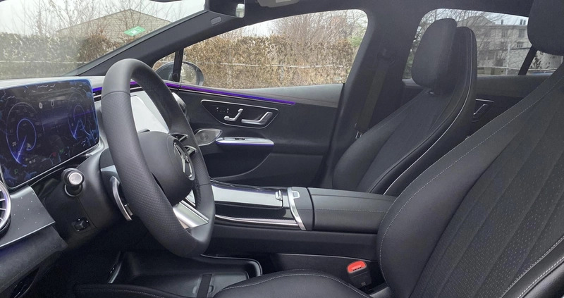 Mercedes-Benz EQE cena 366599 przebieg: 5, rok produkcji 2023 z Piaseczno małe 172